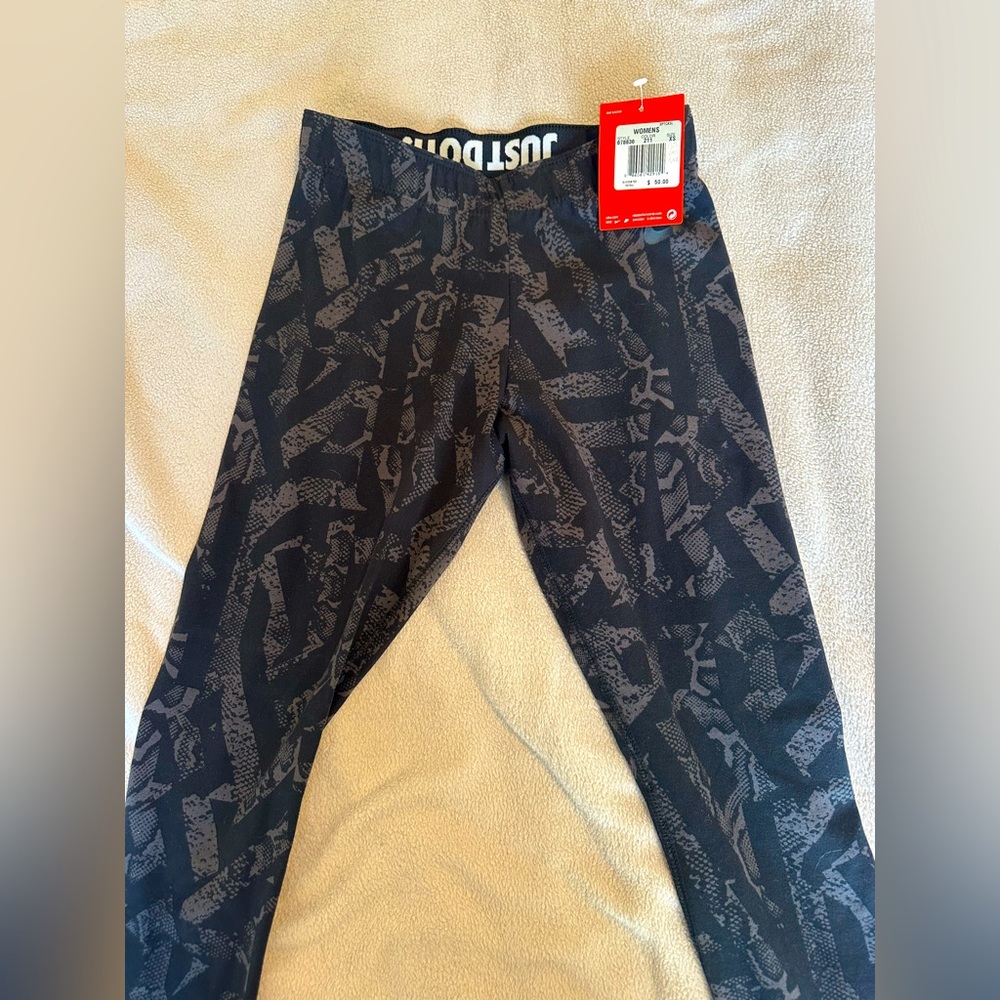 ❣️ Sold❣️ - Picture 2 of 3